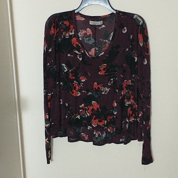 Abercrombie and Fitch floral printed top - Picture 3 of 5